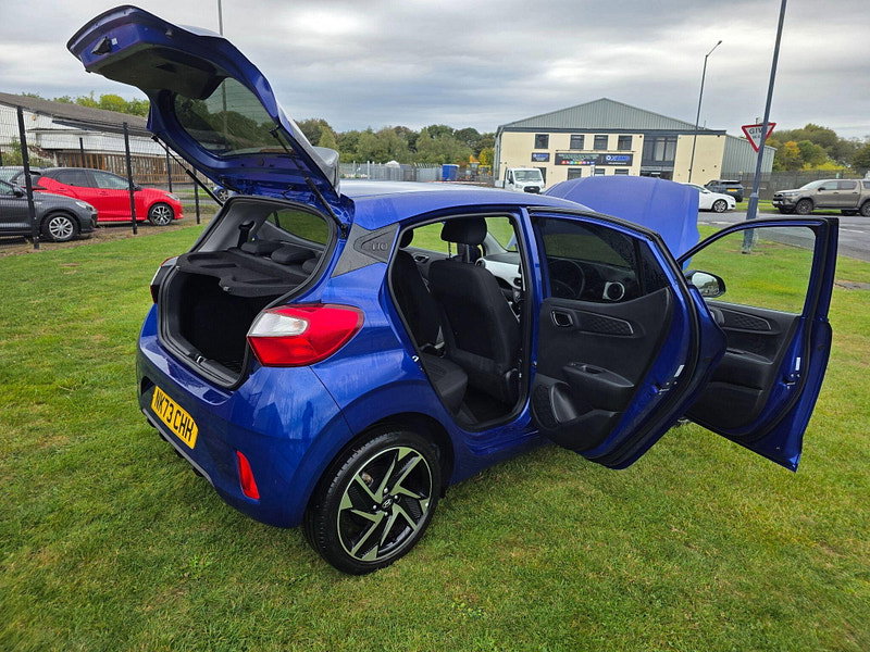 Hyundai I10 1.0 Premium Hatchback 5dr Petrol Manual Euro 6 (s/s) (67 ps)
