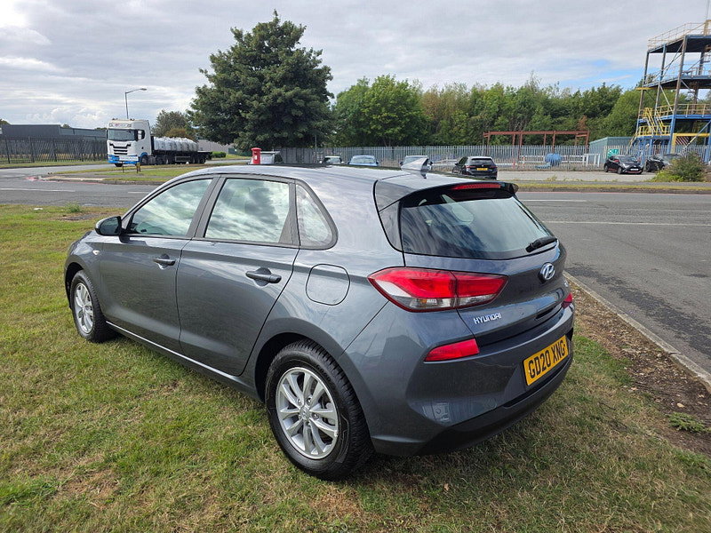 Hyundai I30 1.6 CRDi SE Hatchback 5dr Diesel Manual Euro 6 (s/s) (115 ps)