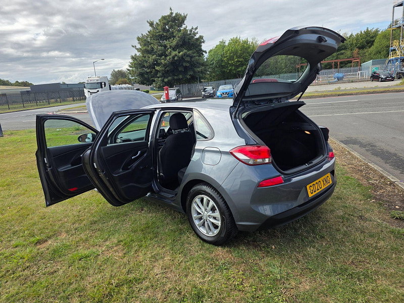 Hyundai I30 1.6 CRDi SE Hatchback 5dr Diesel Manual Euro 6 (s/s) (115 ps)