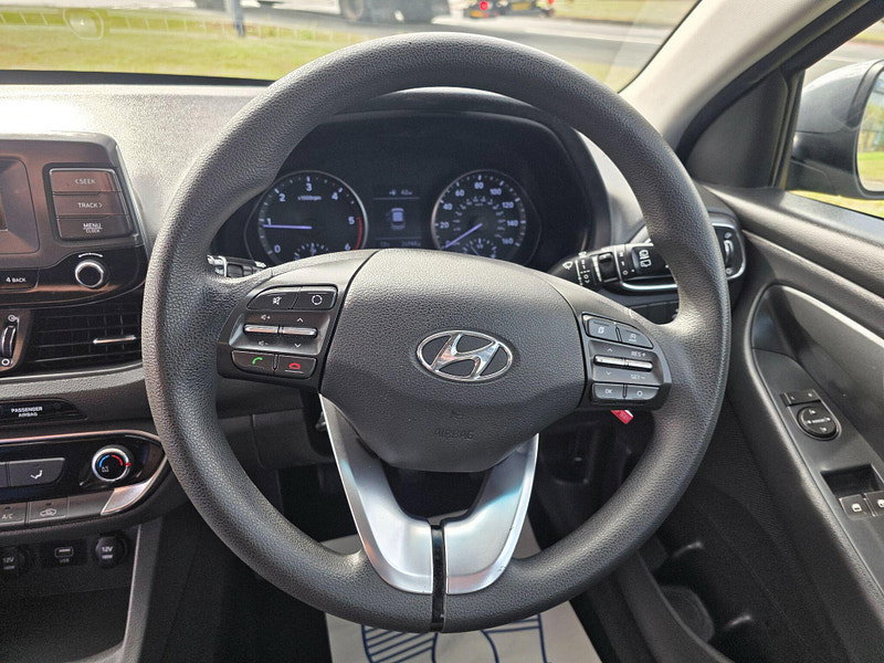 Hyundai I30 1.6 CRDi SE Hatchback 5dr Diesel Manual Euro 6 (s/s) (115 ps)