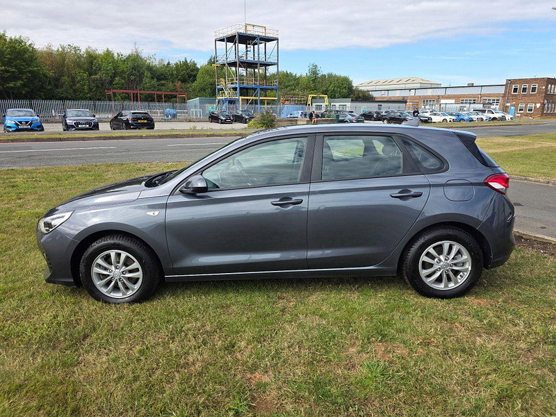 Hyundai I30 1.6 CRDi SE Hatchback 5dr Diesel Manual Euro 6 (s/s) (115 ps)