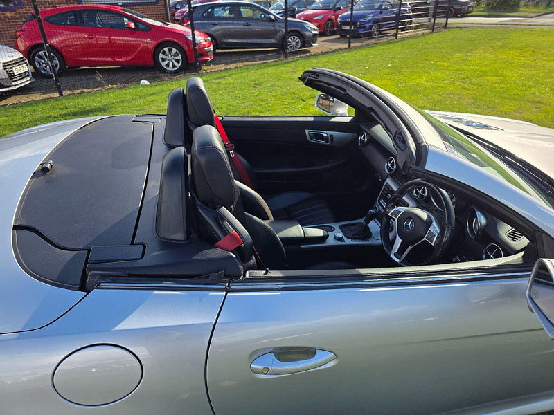 Mercedes-Benz SLK 1.8 SLK200 BlueEfficiency AMG Sport Convertible 2dr Petrol G-Tronic+ Euro 5 (s/s) (184 ps)