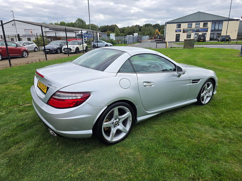 Mercedes-Benz SLK 1.8 SLK200 BlueEfficiency AMG Sport Convertible 2dr Petrol G-Tronic+ Euro 5 (s/s) (184 ps)