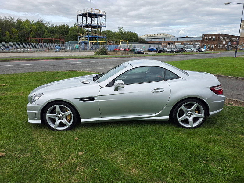 Mercedes-Benz SLK 1.8 SLK200 BlueEfficiency AMG Sport Convertible 2dr Petrol G-Tronic+ Euro 5 (s/s) (184 ps)