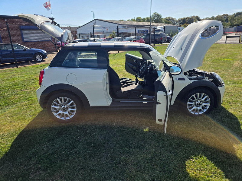 MINI Hatch 1.5 Cooper Euro 6 (s/s) 3dr
