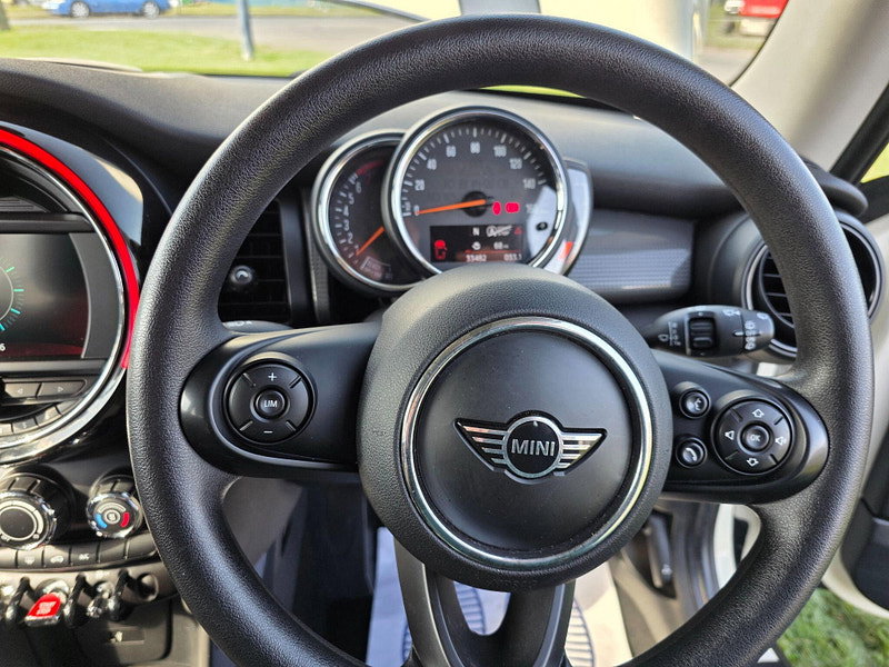MINI Hatch 1.5 Cooper Euro 6 (s/s) 3dr