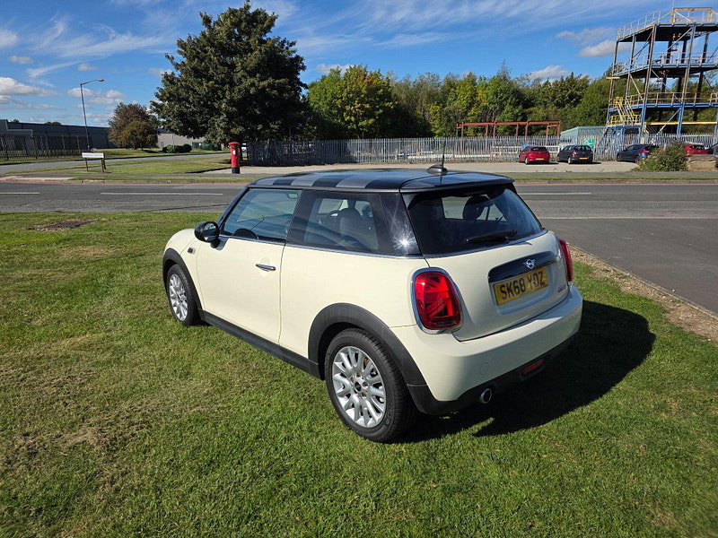 MINI Hatch 1.5 Cooper Euro 6 (s/s) 3dr
