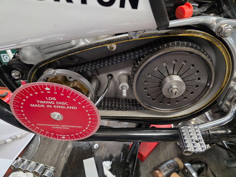 Norton Commando 850