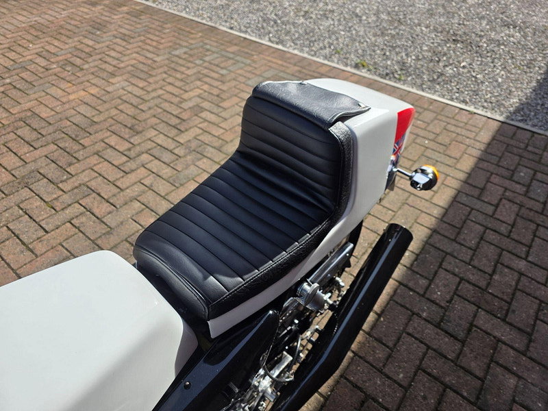 Norton Commando 850