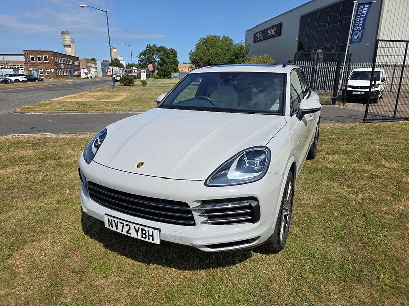 Porsche Cayenne 3.0 V6 E-Hybrid 17.9kWh Platinum Edition SUV 5dr Petrol Plug-in Hybrid TiptronicS 4WD Euro 6 (s/s) (3.6kW Charger) (462 ps)
