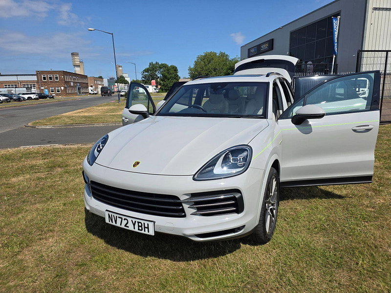 Porsche Cayenne 3.0 V6 E-Hybrid 17.9kWh Platinum Edition SUV 5dr Petrol Plug-in Hybrid TiptronicS 4WD Euro 6 (s/s) (3.6kW Charger) (462 ps)