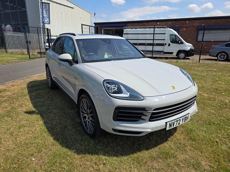 Porsche Cayenne 3.0 V6 E-Hybrid 17.9kWh Platinum Edition SUV 5dr Petrol Plug-in Hybrid TiptronicS 4WD Euro 6 (s/s) (3.6kW Charger) (462 ps)