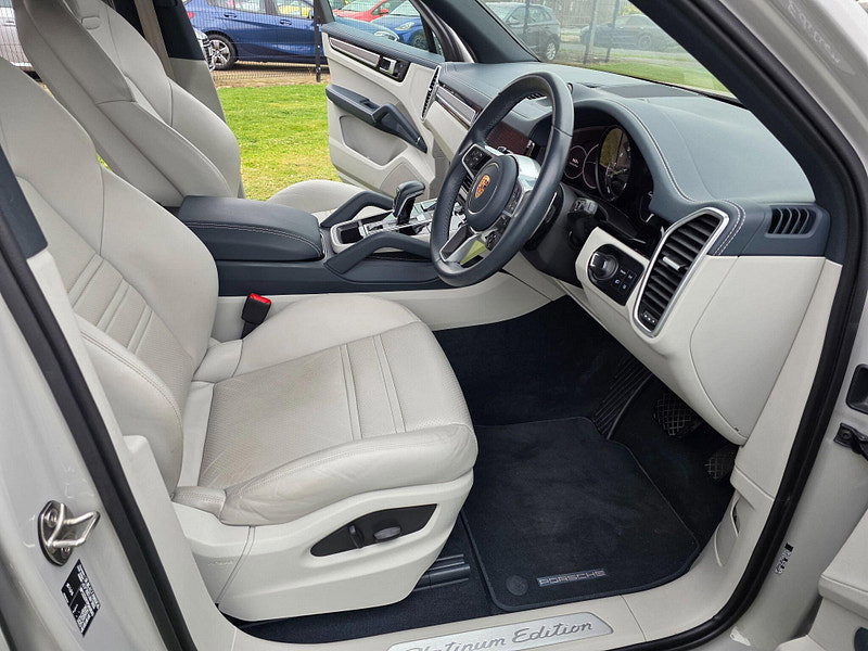 Porsche Cayenne 3.0 V6 E-Hybrid 17.9kWh Platinum Edition SUV 5dr Petrol Plug-in Hybrid TiptronicS 4WD Euro 6 (s/s) (3.6kW Charger) (462 ps)