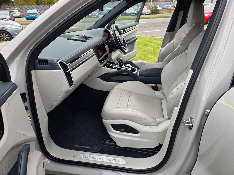 Porsche Cayenne 3.0 V6 E-Hybrid 17.9kWh Platinum Edition SUV 5dr Petrol Plug-in Hybrid TiptronicS 4WD Euro 6 (s/s) (3.6kW Charger) (462 ps)