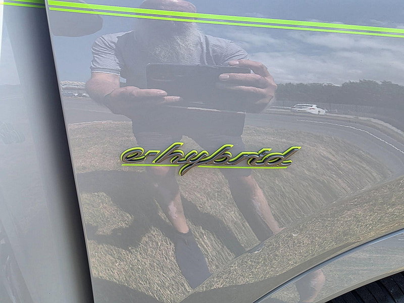 Porsche Cayenne 3.0 V6 E-Hybrid 17.9kWh Platinum Edition SUV 5dr Petrol Plug-in Hybrid TiptronicS 4WD Euro 6 (s/s) (3.6kW Charger) (462 ps)