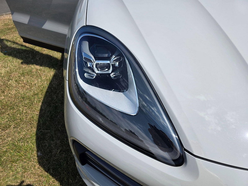 Porsche Cayenne 3.0 V6 E-Hybrid 17.9kWh Platinum Edition SUV 5dr Petrol Plug-in Hybrid TiptronicS 4WD Euro 6 (s/s) (3.6kW Charger) (462 ps)