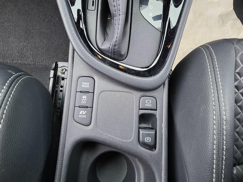 Toyota Yaris 1.5 VVT-h Launch Edition Hatchback 5dr Petrol Hybrid E-CVT Euro 6 (s/s) (116 ps)