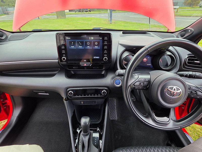 Toyota Yaris 1.5 VVT-h Launch Edition Hatchback 5dr Petrol Hybrid E-CVT Euro 6 (s/s) (116 ps)
