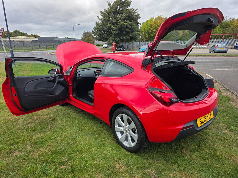 Vauxhall Astra GTC 1.4i Turbo Sport Coupe 3dr Petrol Manual Euro 6 (s/s) (120 ps)