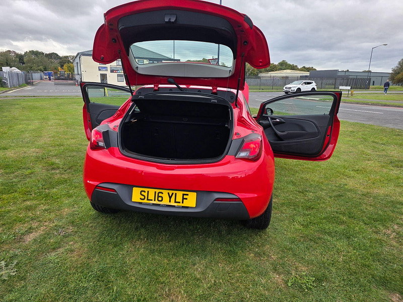 Vauxhall Astra GTC 1.4i Turbo Sport Coupe 3dr Petrol Manual Euro 6 (s/s) (120 ps)