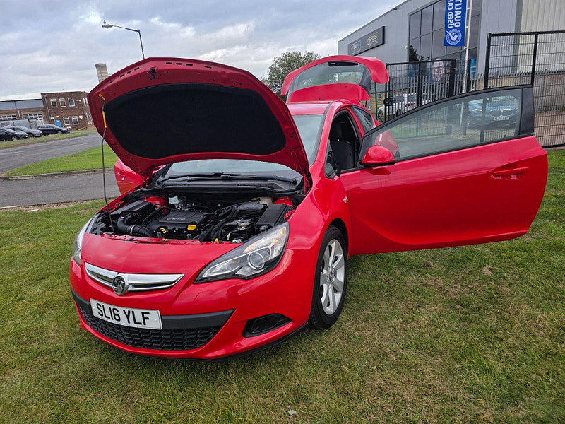 Vauxhall Astra GTC 1.4i Turbo Sport Coupe 3dr Petrol Manual Euro 6 (s/s) (120 ps)