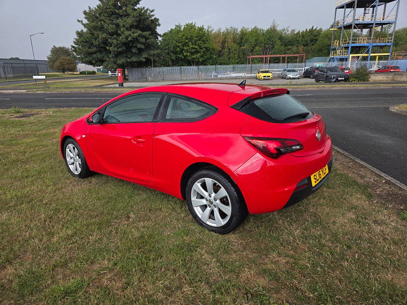 Vauxhall Astra GTC 1.4i Turbo Sport Coupe 3dr Petrol Manual Euro 6 (s/s) (120 ps)