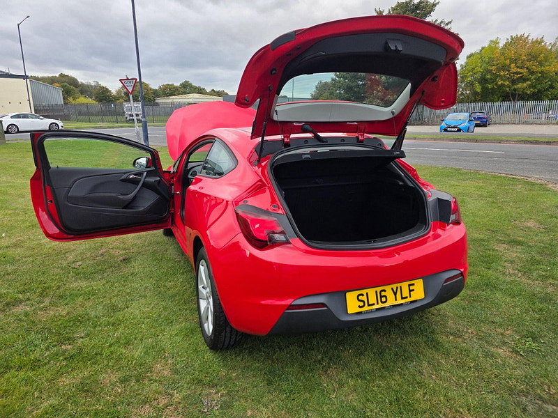 Vauxhall Astra GTC 1.4i Turbo Sport Coupe 3dr Petrol Manual Euro 6 (s/s) (120 ps)