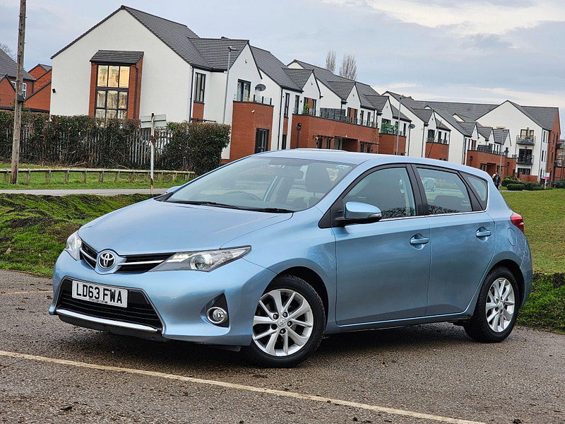 Toyota Auris 1.33 Dual VVT-i Icon Euro 5 (s/s) 5dr