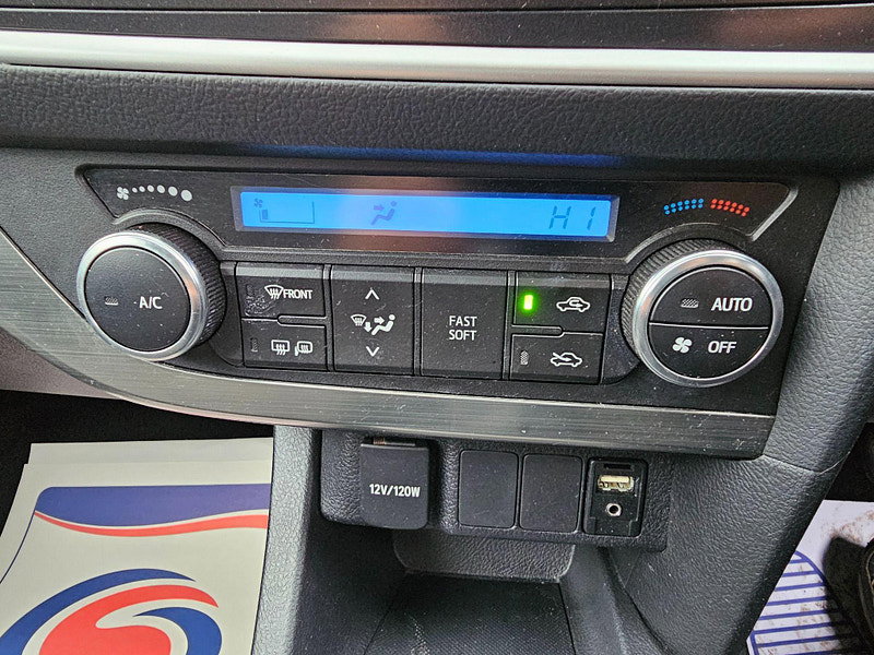 Toyota Auris 1.33 Dual VVT-i Icon Euro 5 (s/s) 5dr