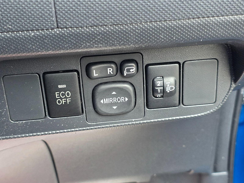 Toyota Auris 1.33 Dual VVT-i TR Euro 4 (s/s) 5dr