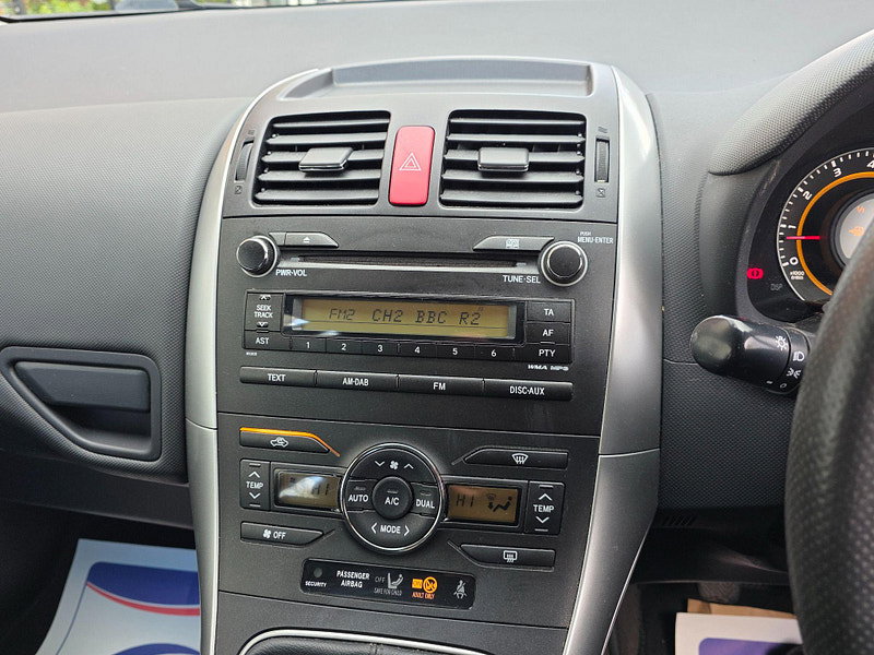Toyota Auris 1.33 Dual VVT-i TR Euro 4 (s/s) 5dr