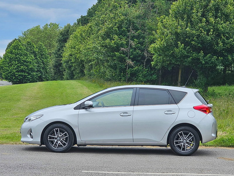 Toyota Auris 1.4 D-4D Icon Plus Euro 5 (s/s) 5dr