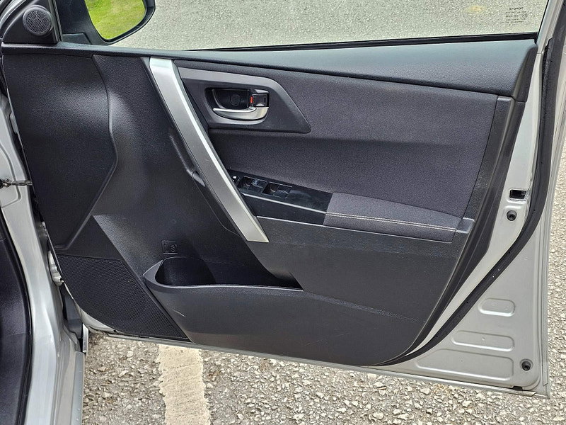 Toyota Auris 1.4 D-4D Icon Plus Euro 5 (s/s) 5dr