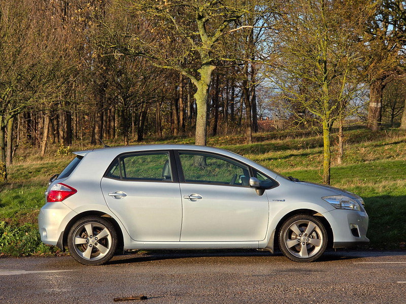 Toyota Auris 1.8 VVT-h T Spirit CVT Euro 5 (s/s) 5dr