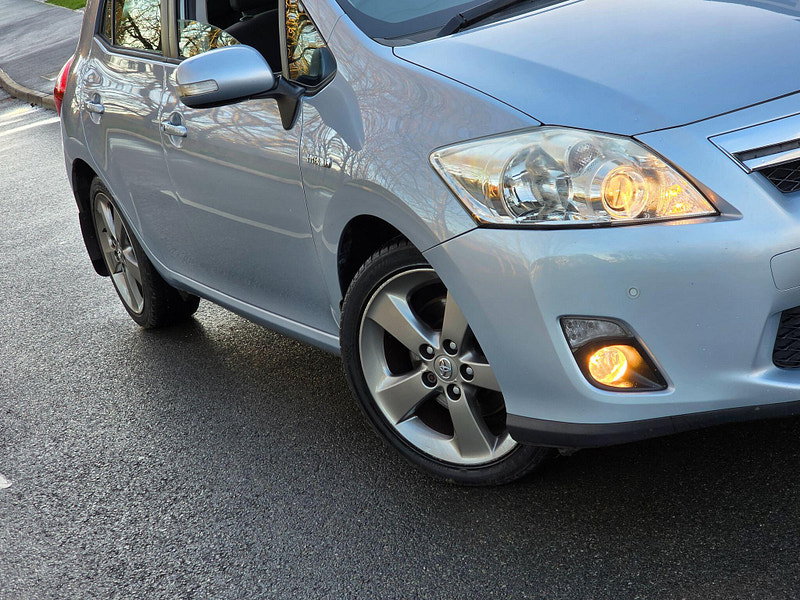 Toyota Auris 1.8 VVT-h T Spirit CVT Euro 5 (s/s) 5dr