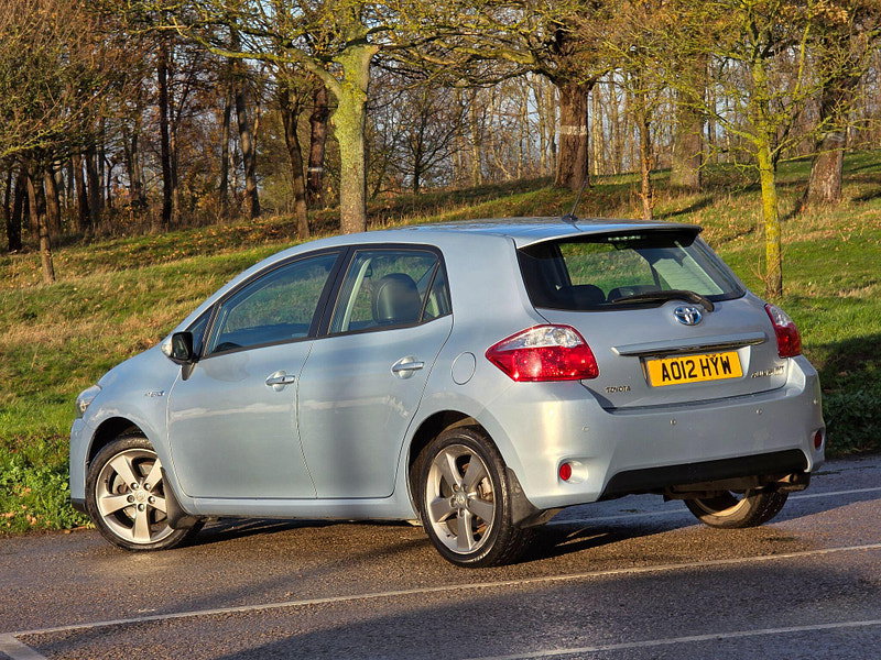 Toyota Auris 1.8 VVT-h T Spirit CVT Euro 5 (s/s) 5dr