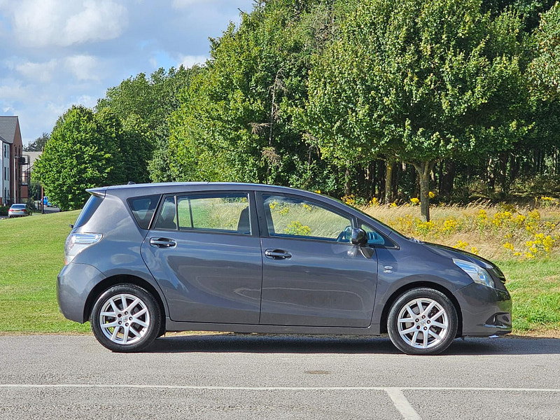 Toyota Verso 2.2 D-CAT T Spirit Auto Euro 5 5dr