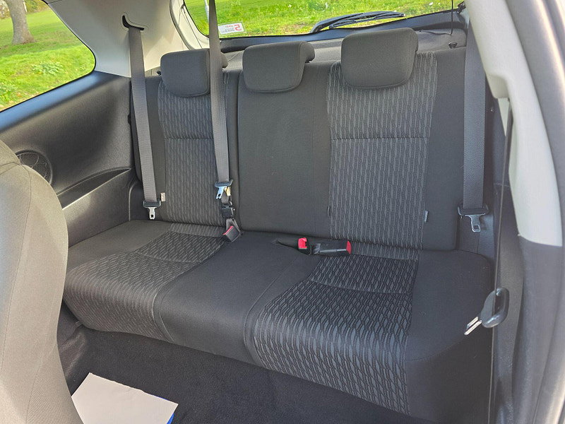 Toyota Yaris 1.0 VVT-i Edition Euro 5 3dr
