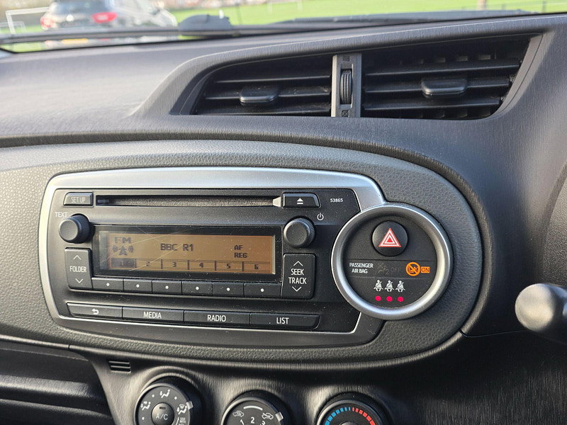 Toyota Yaris 1.0 VVT-i Edition Euro 5 3dr
