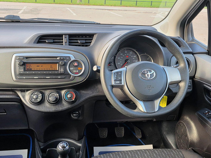 Toyota Yaris 1.0 VVT-i Edition Euro 5 3dr