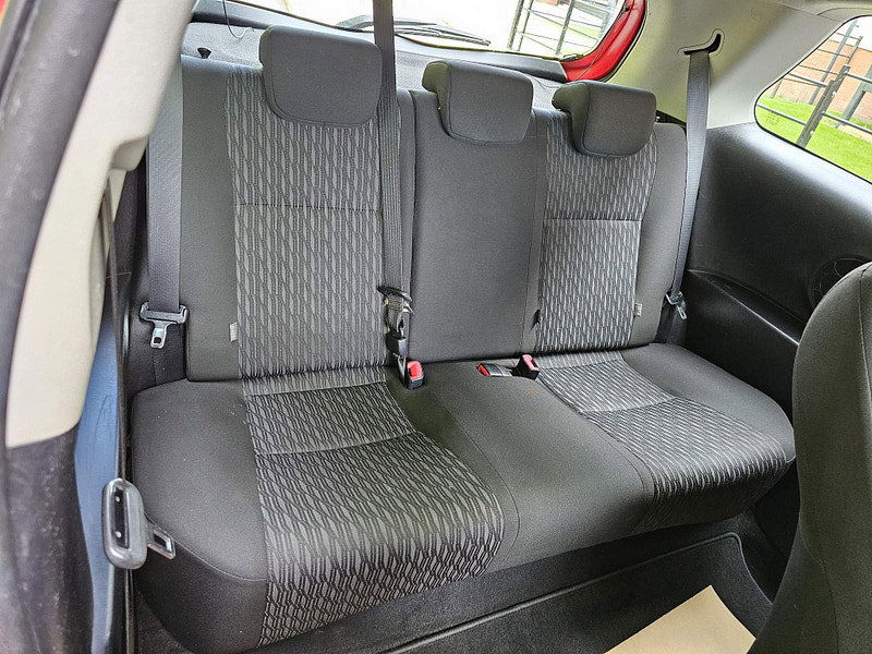 Toyota Yaris 1.0 VVT-i T2 Euro 5 3dr