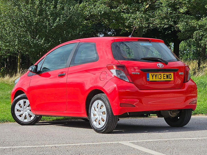 Toyota Yaris 1.0 VVT-i T2 Euro 5 3dr