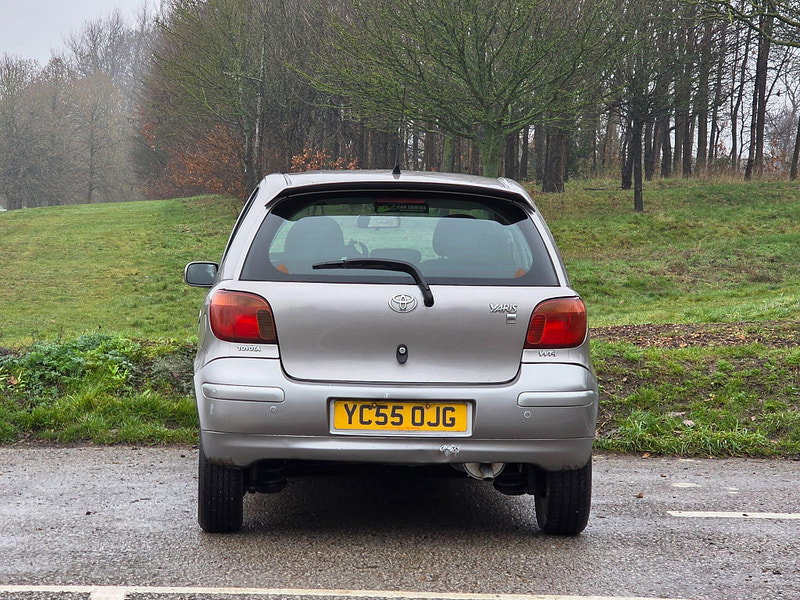 Toyota Yaris 1.3 VVT-i Colour Collection 5dr