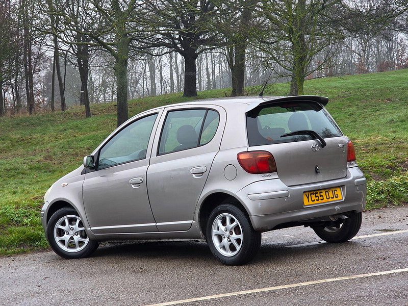 Toyota Yaris 1.3 VVT-i Colour Collection 5dr