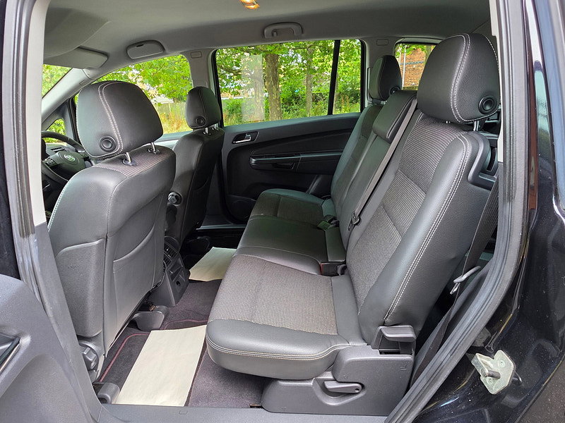 Vauxhall Zafira 1.6 16V Design MPV 5dr Petrol Manual Euro 4 (115 ps)