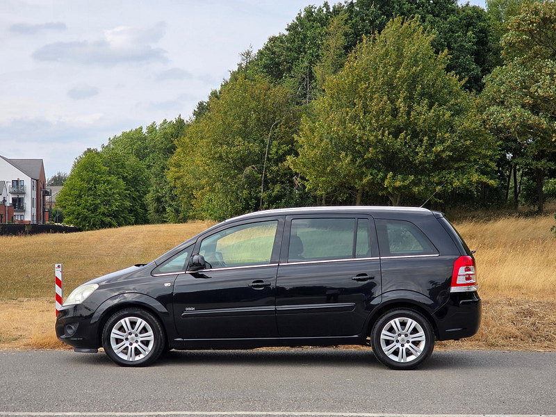 Vauxhall Zafira 1.6 16V Design MPV 5dr Petrol Manual Euro 4 (115 ps)