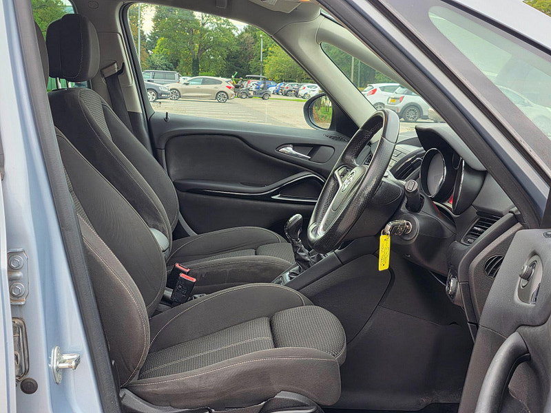 Vauxhall Zafira Tourer 2.0 CDTi SRi Euro 5 5dr