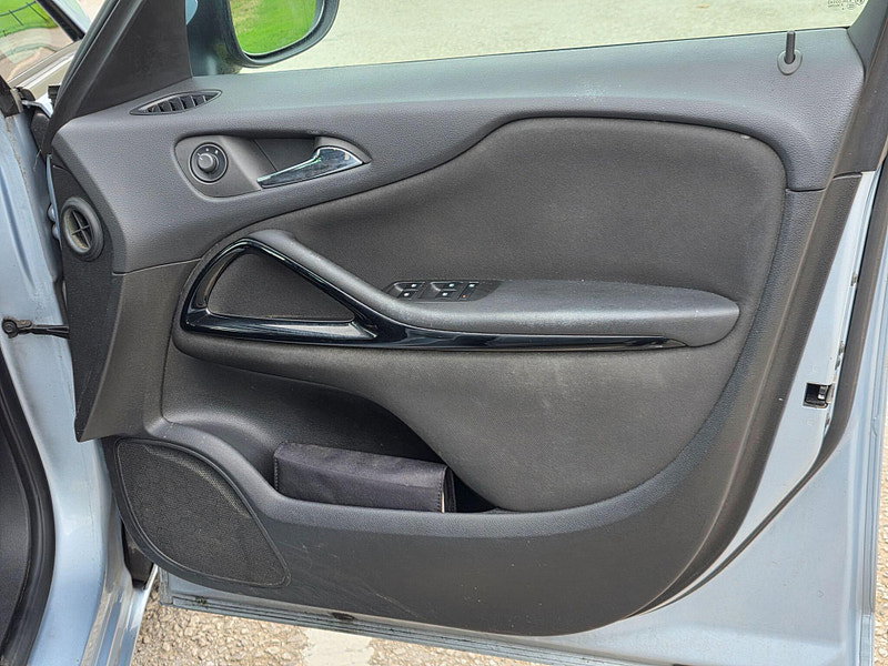 Vauxhall Zafira Tourer 2.0 CDTi SRi Euro 5 5dr