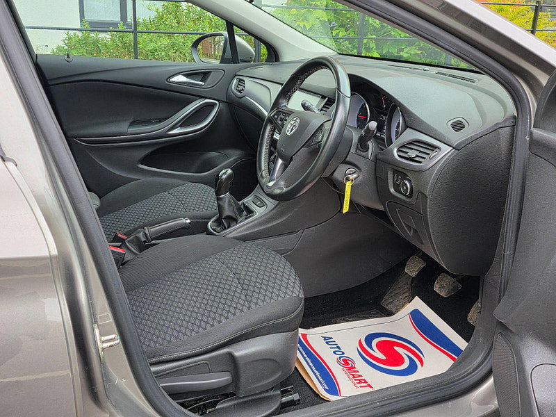 Vauxhall Astra 1.6 CDTi ecoFLEX Tech Line Euro 6 (s/s) 5dr