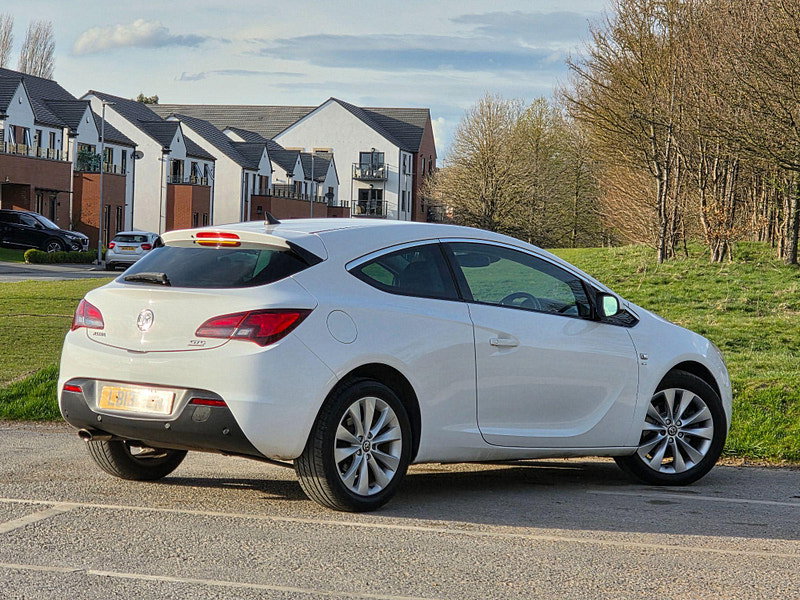 Vauxhall Astra GTC 1.6T 16V SRi Euro 5 3dr